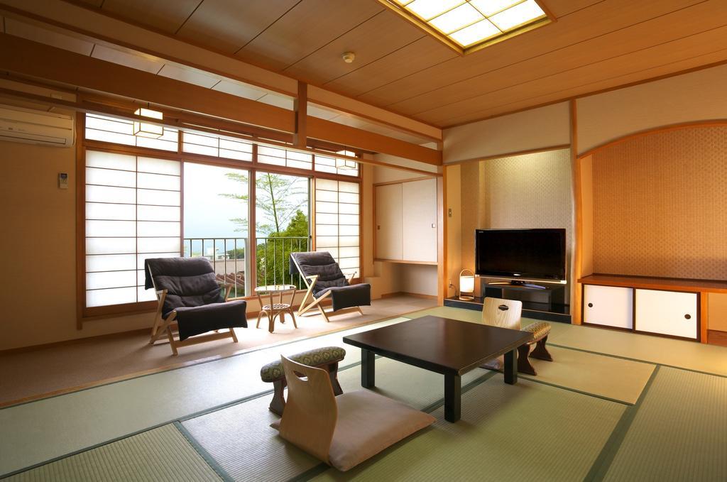 ทสึคาโกชิยะ ชิจิเบอิ Hotel Shibukawa ภายนอก รูปภาพ
